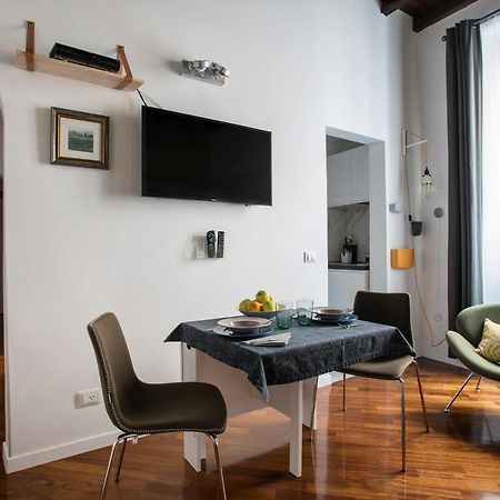 Apartment Near Trevi Fountain Рим Екстериор снимка