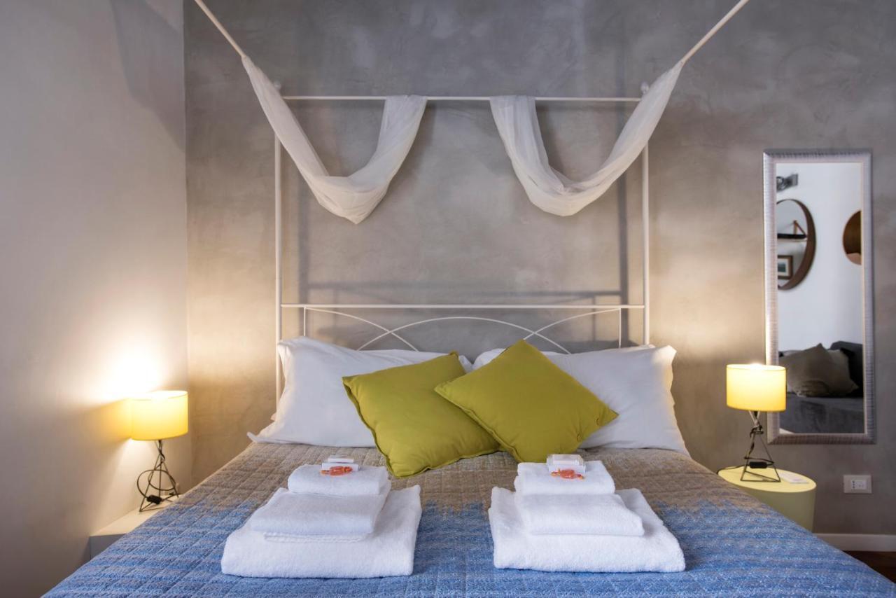 Apartment Near Trevi Fountain Рим Екстериор снимка