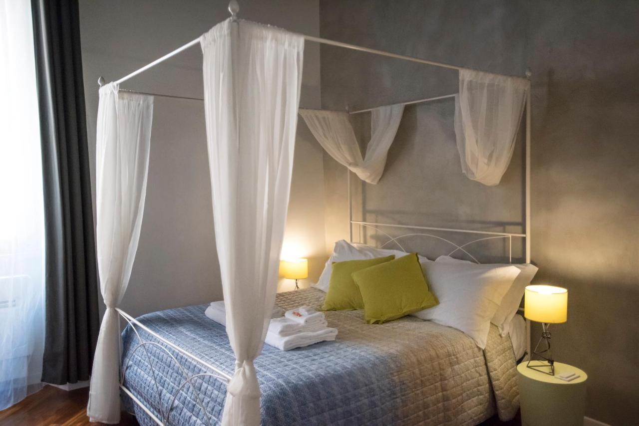 Apartment Near Trevi Fountain Рим Екстериор снимка