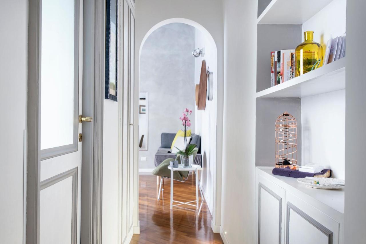 Apartment Near Trevi Fountain Рим Екстериор снимка